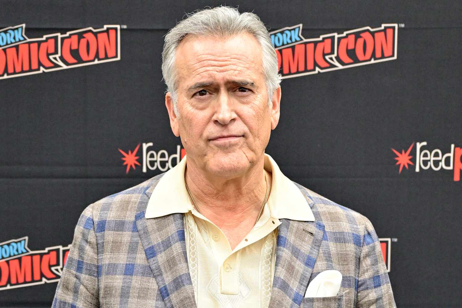 Bruce Campbell revela diagnóstico de cáncer: Un ícono del cine de culto redefine la lucha