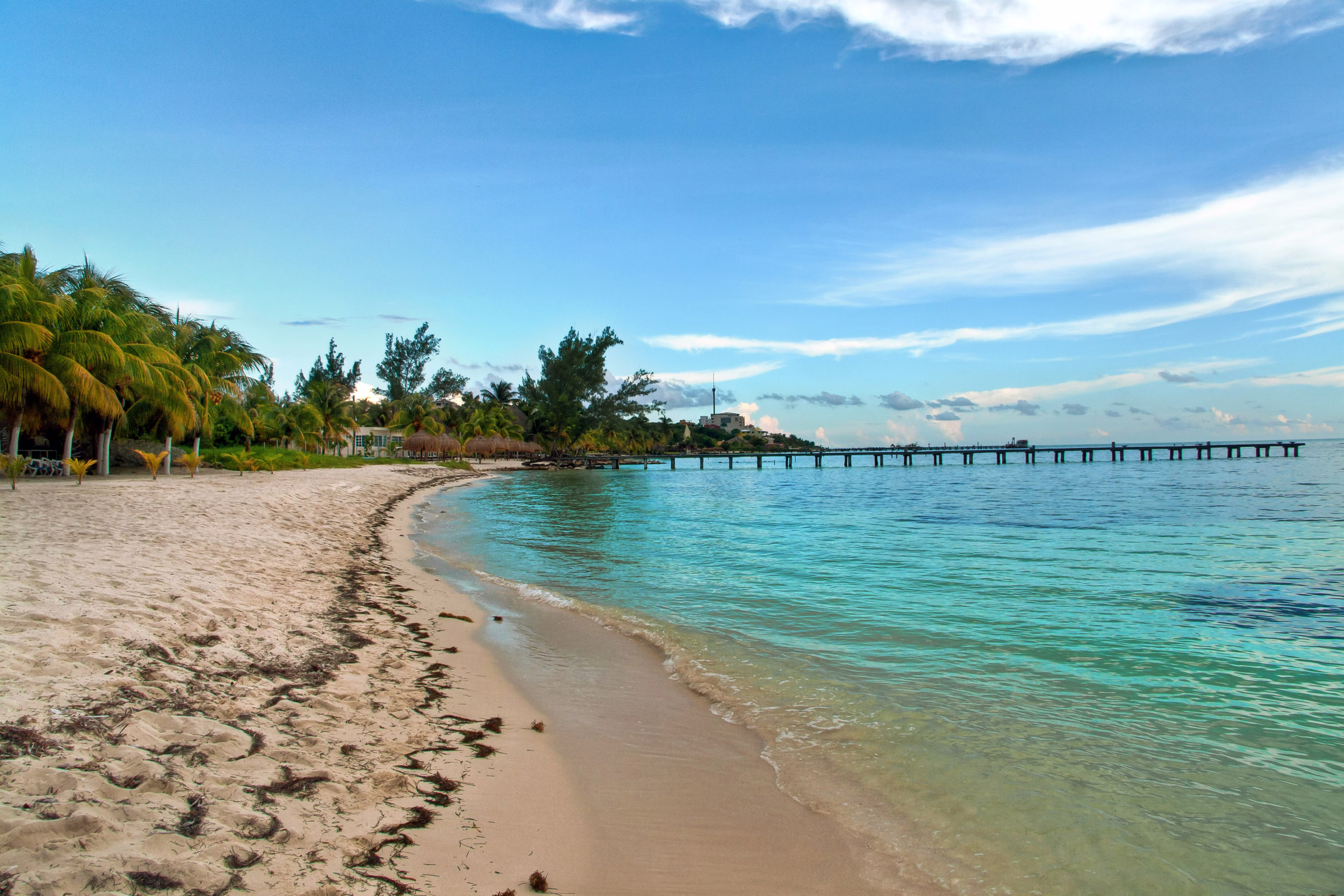 Navega y disfruta Isla Mujeres con el pronóstico perfecto de hoy