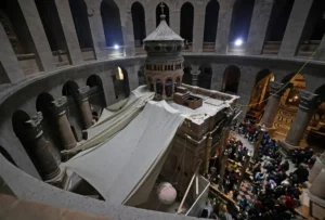 Jerusalén bloquea el acceso al Santo Sepulcro y suspende el Domingo de Ramos 1 conflicto religioso jerusalen santo sepulcro 2026