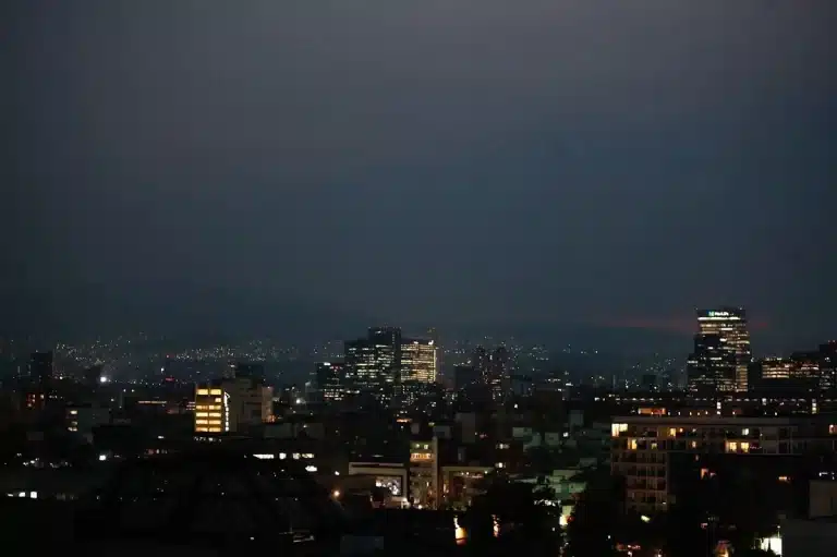 El Valle de México en alerta máxima por concentraciones críticas de ozono