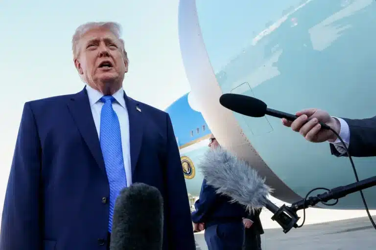 Trump evalúa el control físico de activos petroleros en Irán