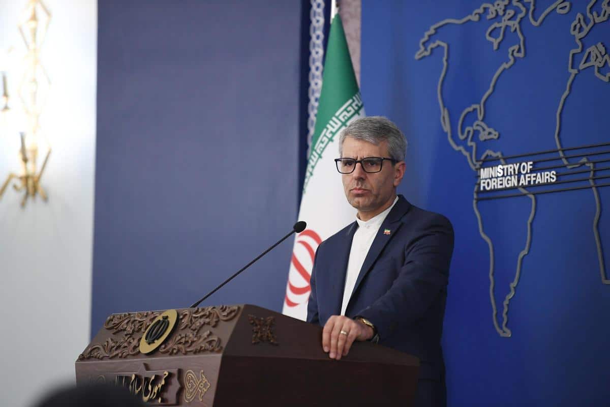Irán desafía el orden nuclear global al formalizar su salida del TNP