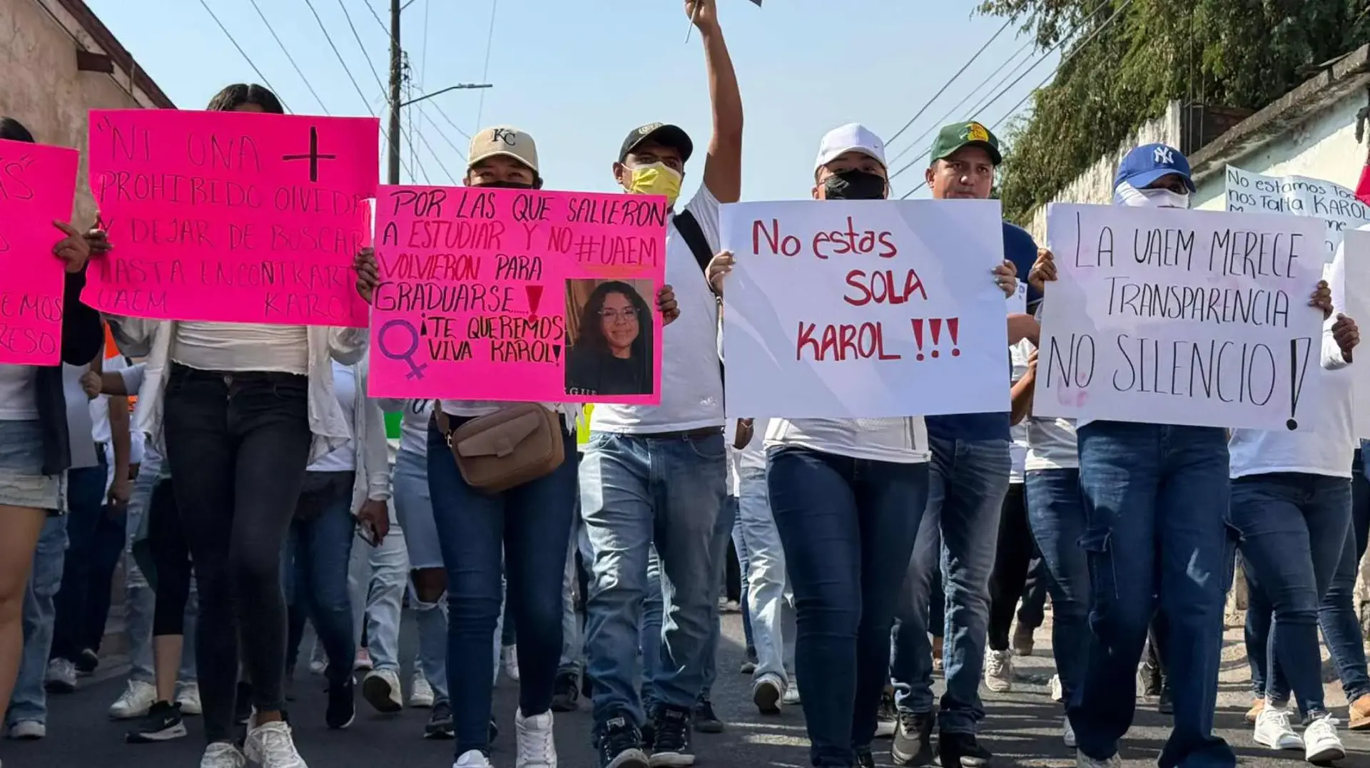 Comunidad de la UAEM exige justicia por la desaparición de Karol