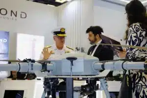 Evloev contra Murphy: El choque de invictos que redefine el peso pluma 2 despliegue militar britanico chipre qatar 2026