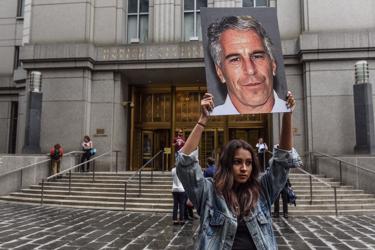 El expediente Epstein: revelaciones del FBI sugieren encubrimiento y posible asesinato