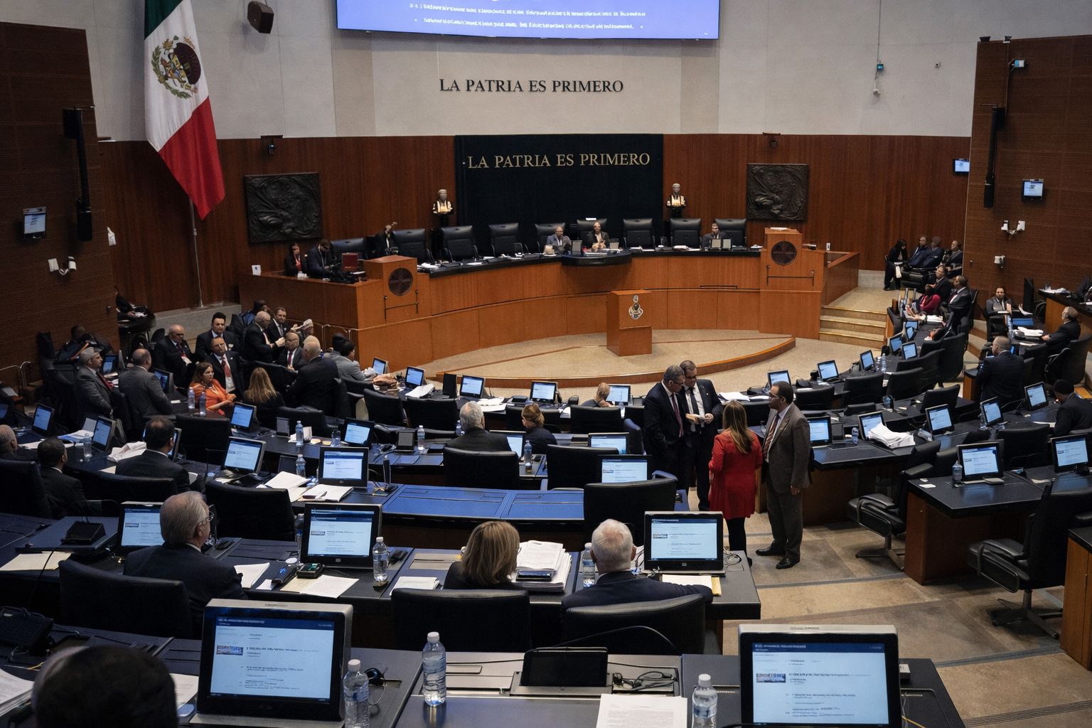 Fractura en el Senado por el Plan B desafía la cohesión de Sheinbaum