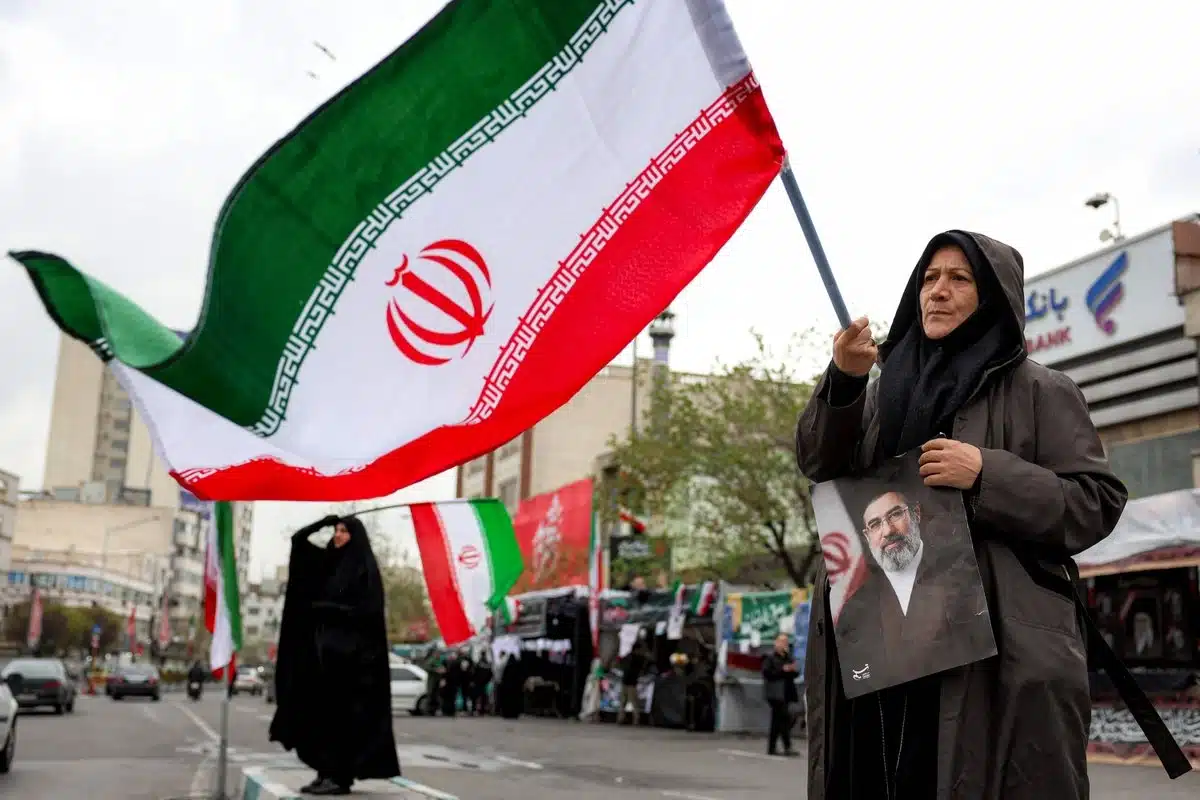 Fracturas en el poder iraní detonan canales secretos de negociación con EE. UU.