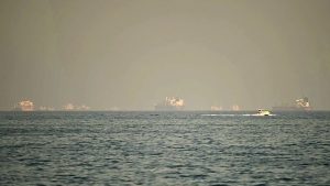 El retorno del crudo a los 100 dólares: la crisis en Ormuz sacude la energía global 2 guerra agua golfo persico desalinizadoras 2026