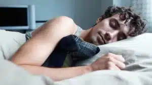 Dormir bien es la clave para regenerar el cerebro y proteger el corazón