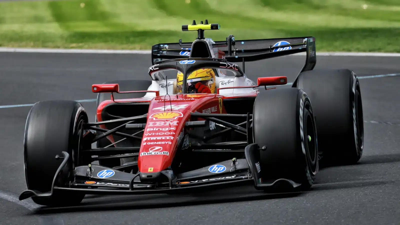 Lewis Hamilton y Ferrari desafían el dominio de Mercedes en el GP de China 2026