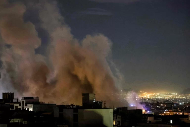 Irán en jaque: El ataque a Qom que paraliza la sucesión del Líder Supremo