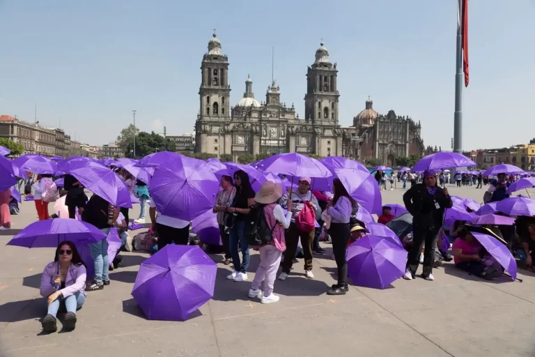 Marea morada en el Zócalo: el grito de justicia que no envejece