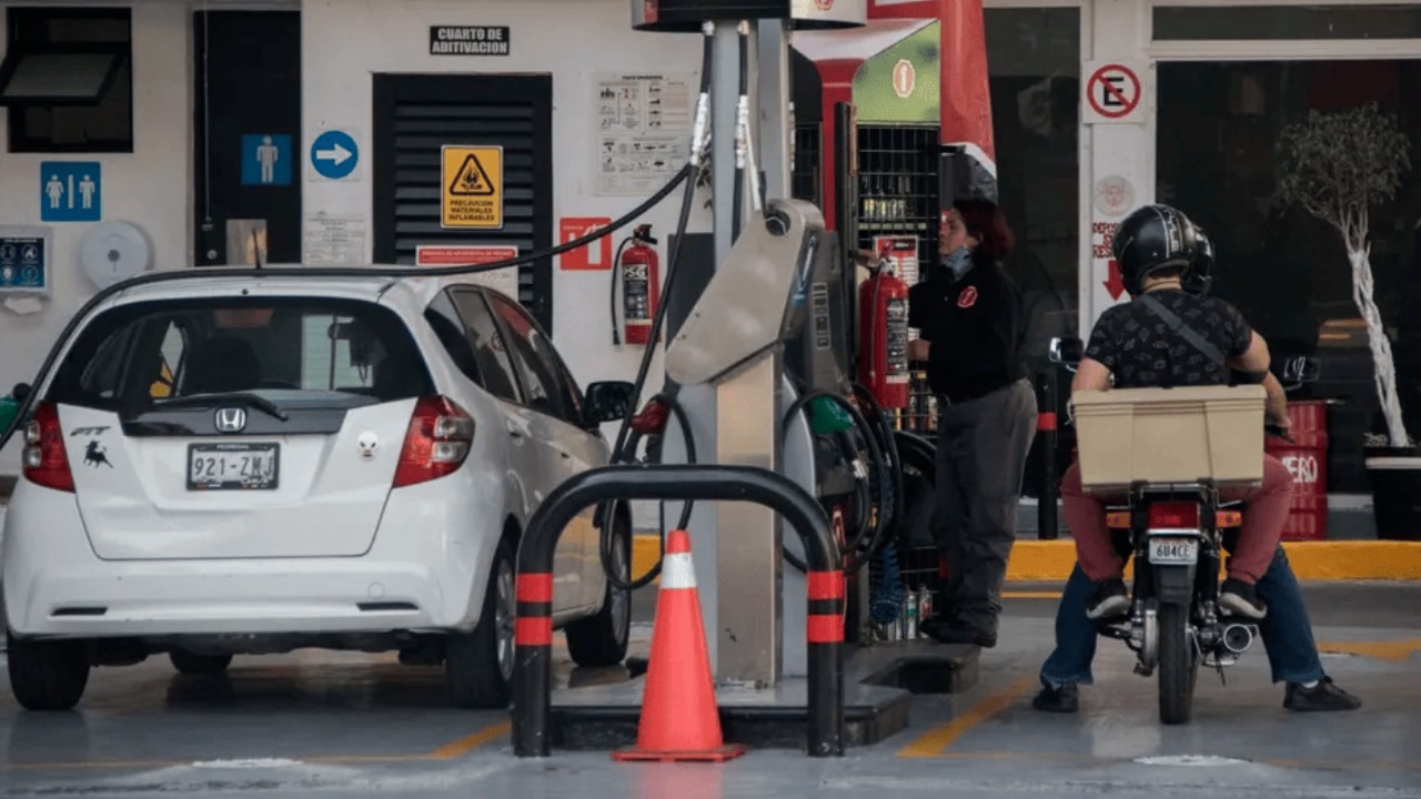 México activa su escudo fiscal: La estrategia que frena el gasolinazo en 2026