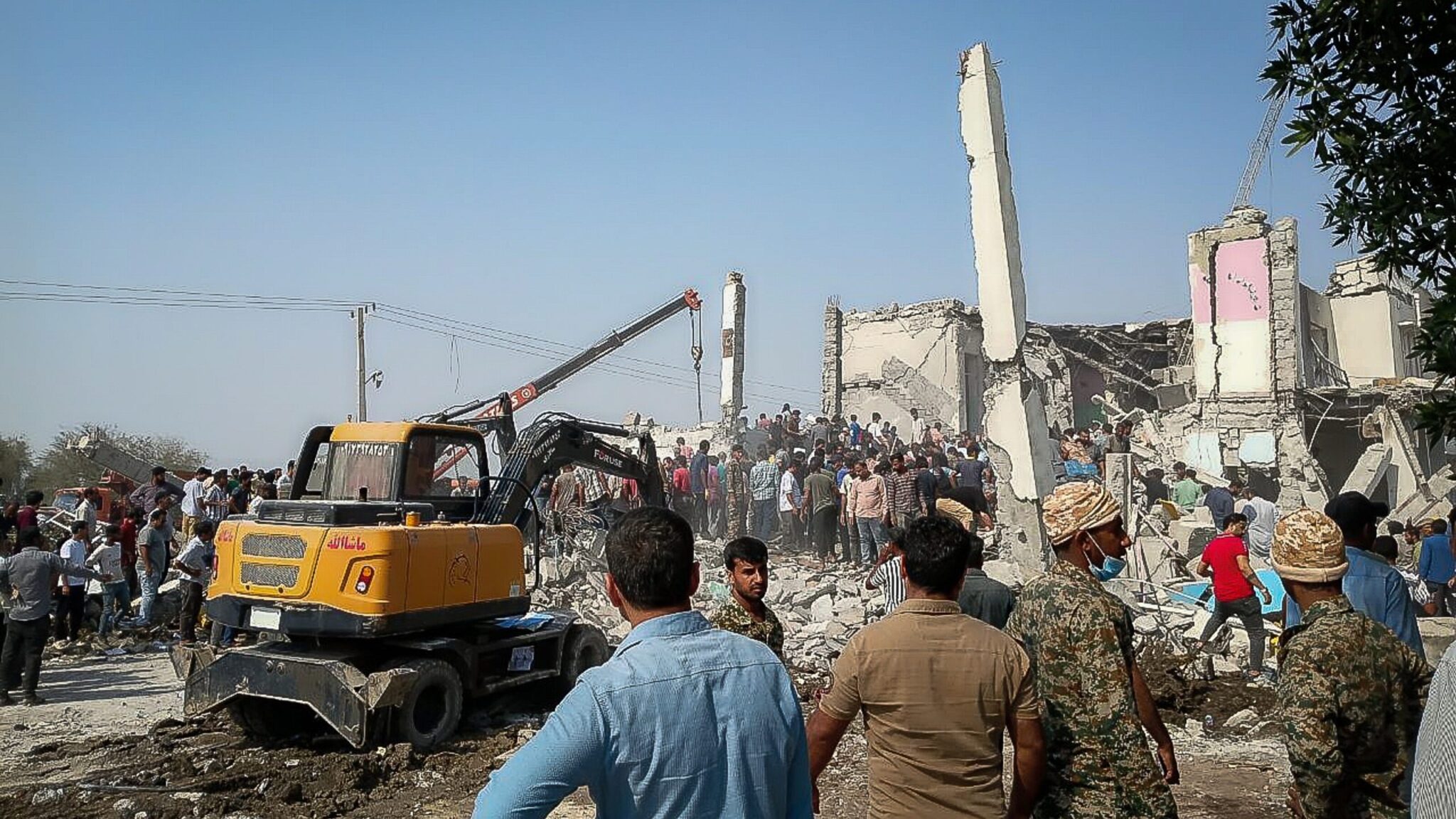 Ofensiva EE. UU.-Israel en Irán: 160 niñas víctimas y riesgo de guerra total