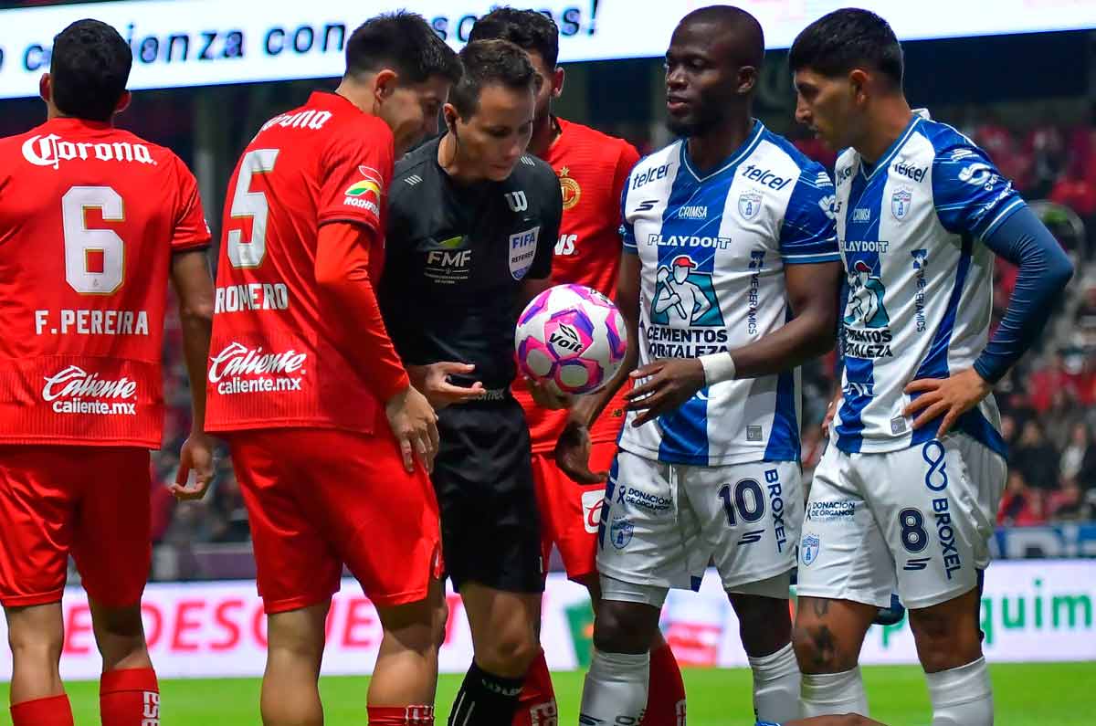 Dónde ver Pachuca vs Toluca en vivo por el liderato del Clausura 2026