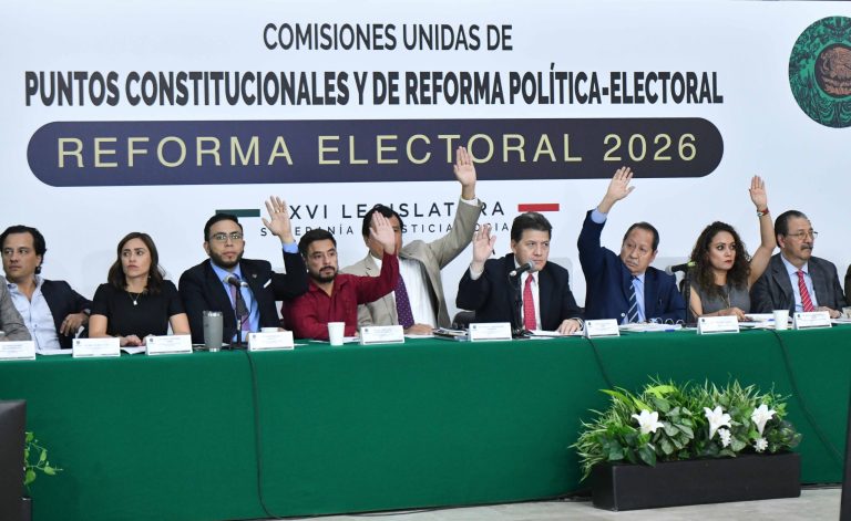 Parlamento mexicano: El efímero debate de la reforma constitucional y la transición al escenario secundario