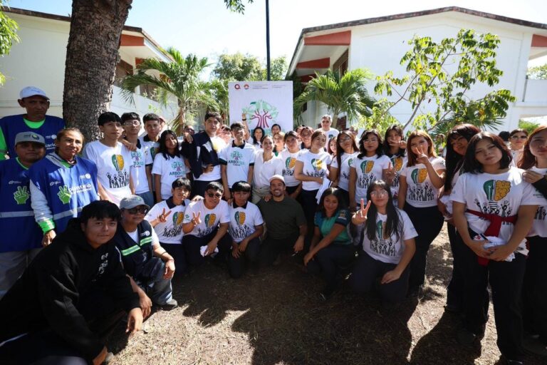 Arboriza Cancún en Tu Escuela transforma el entorno educativo del Conalep