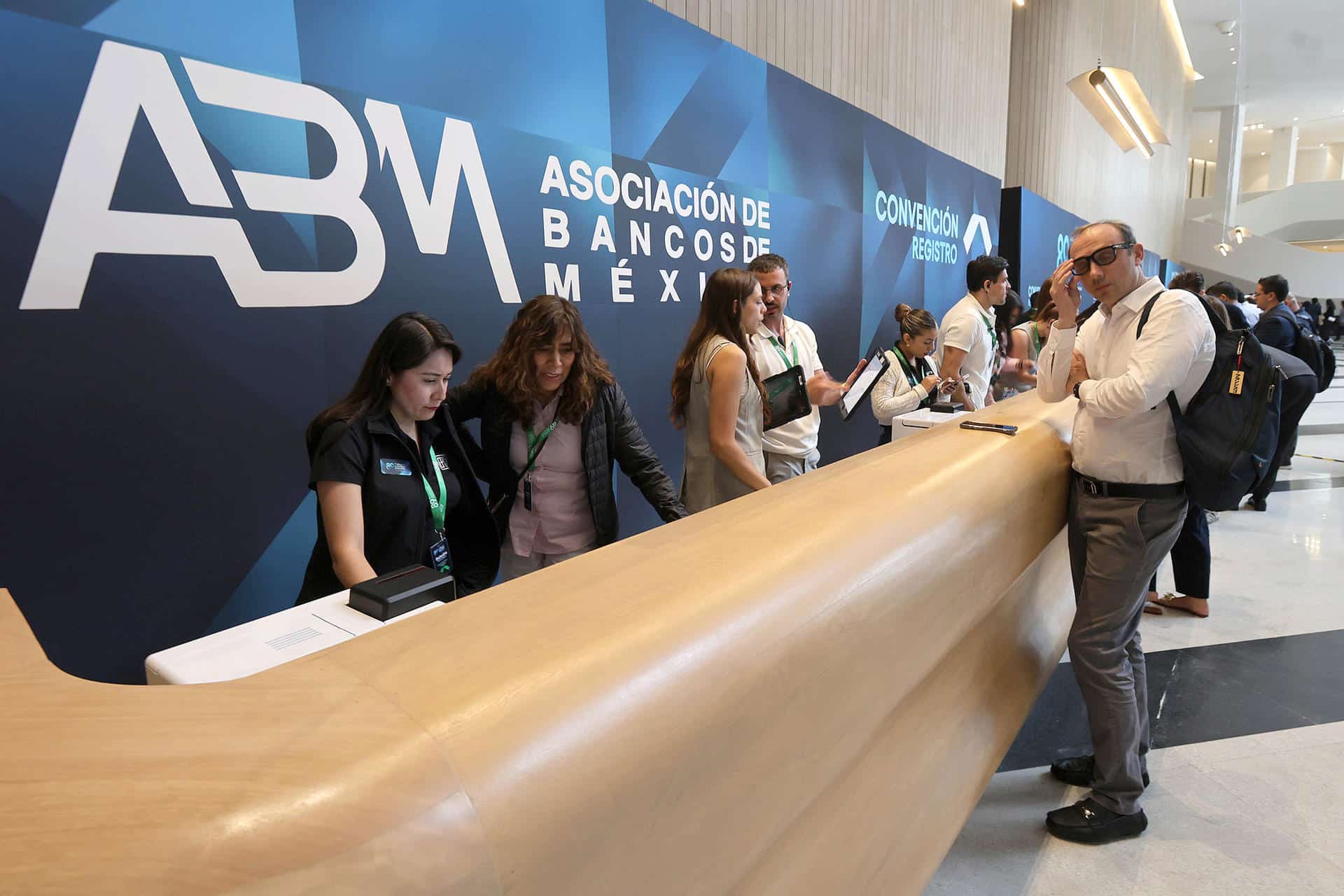 El sector bancario acelera el financiamiento nacional con una inyección de 4 billones de pesos hacia 2030