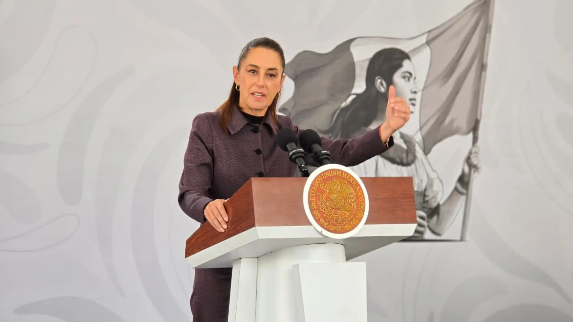 Claudia Sheinbaum frena a Donald Trump y exige detener tráfico de armas