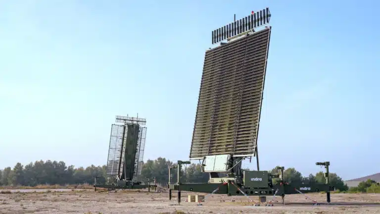Muro electrónico en el Golfo: la inversión de 16,500 mdd en defensa aérea