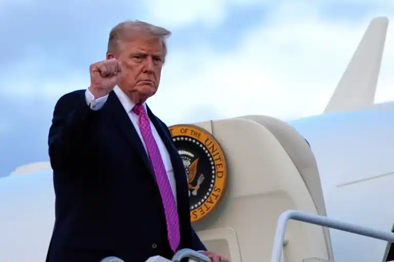 Estrategia energética de Donald Trump: El retorno de las sanciones petroleras contra Rusia
