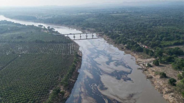 Veracruz: Derrame de crudo desata crisis de etnocidio y paraliza a 1,500 familias