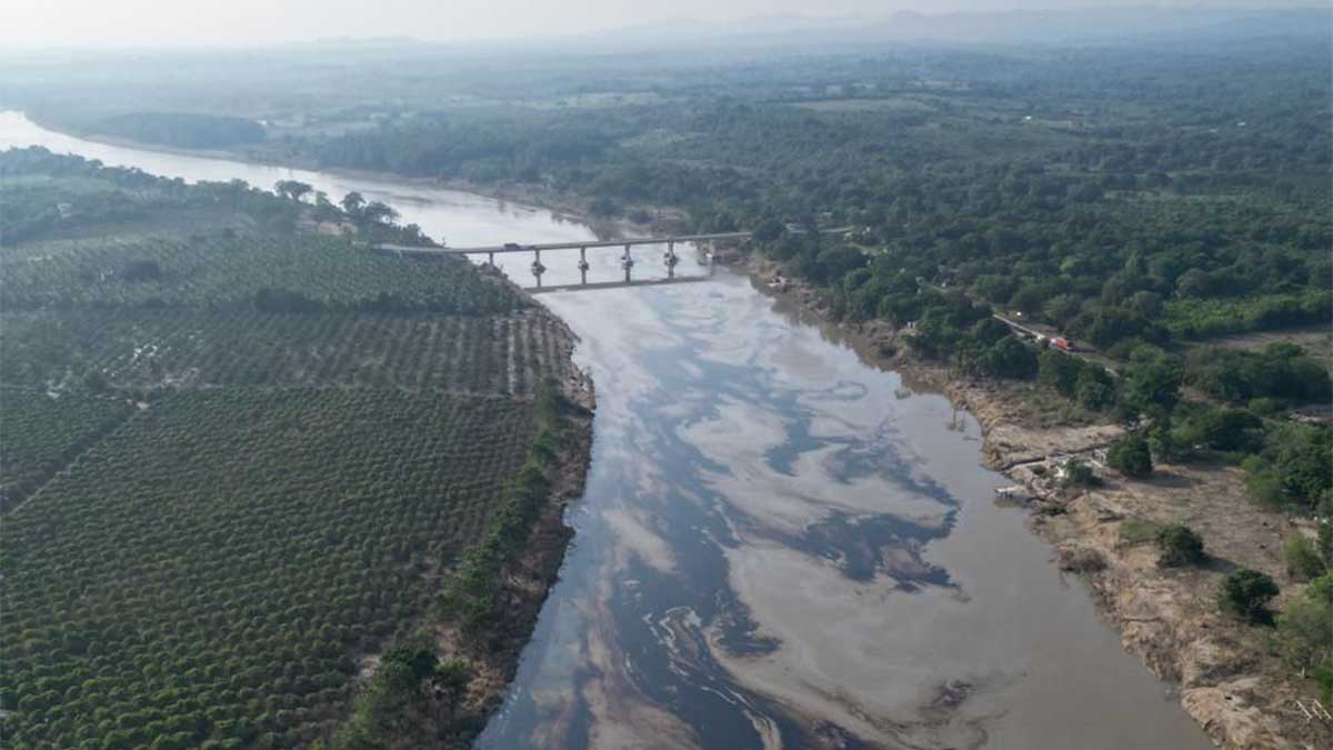 Veracruz: Derrame de crudo desata crisis de etnocidio y paraliza a 1,500 familias