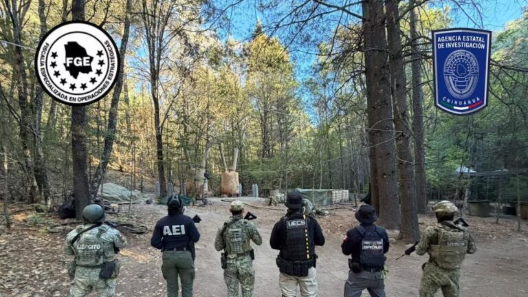 Accidente de agentes de Estados Unidos y Fiscalía de Chihuahua tras operativo en laboratorios clandestinos