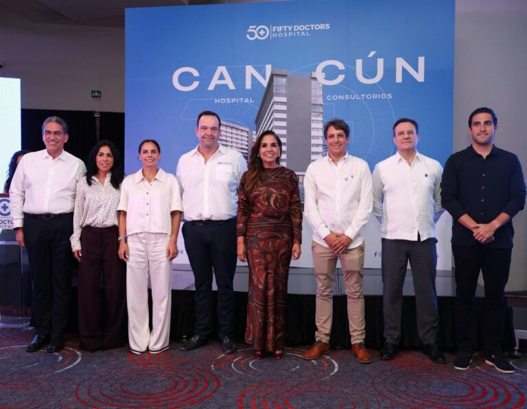 Ana Paty Peralta y Mara Lezama presentan el proyecto de infraestructura médica 50 Doctors en Cancún, Quintana Roo.