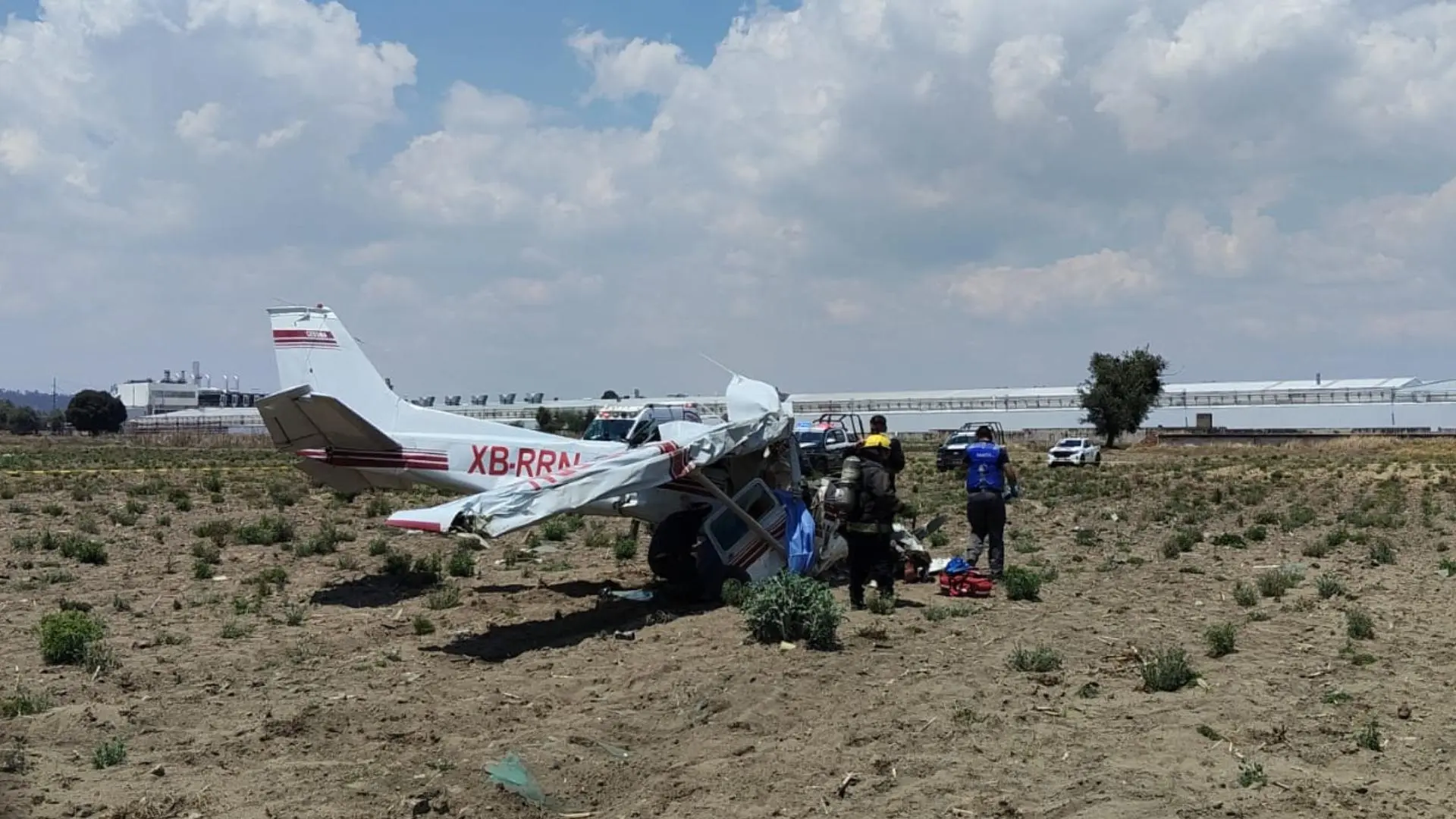 Cuatro víctimas fatales tras desplome de aeronave Cessna en Huejotzingo