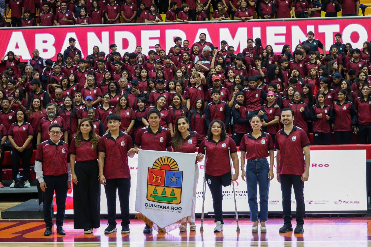 Ana Paty Peralta abandera a la delegación deportiva para la CONADE 2026