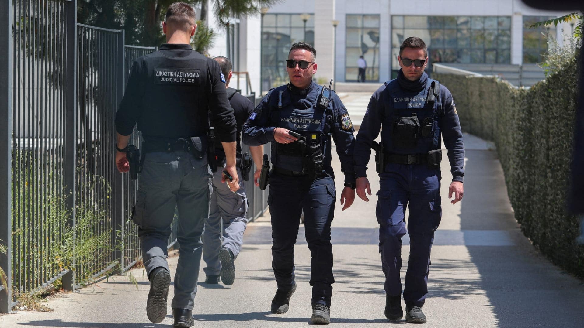 Doble atentado en Atenas sacude la seguridad de las sedes estatales
