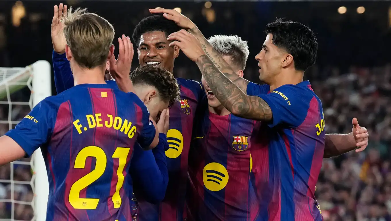 El Barcelona sentencia La Liga con una goleada en el derbi y se aleja del Real Madrid