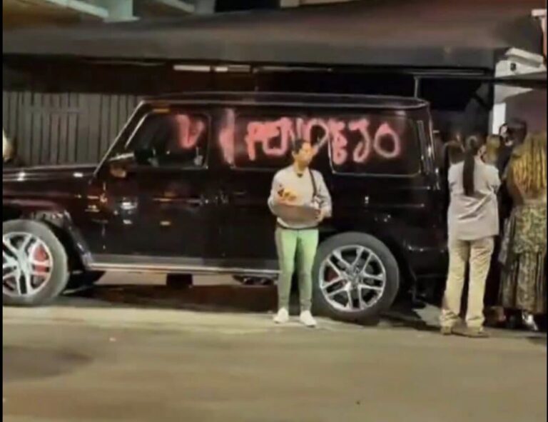 Vandalizan camioneta de lujo en Polanco tras presunta infidelidad en exclusivo antro