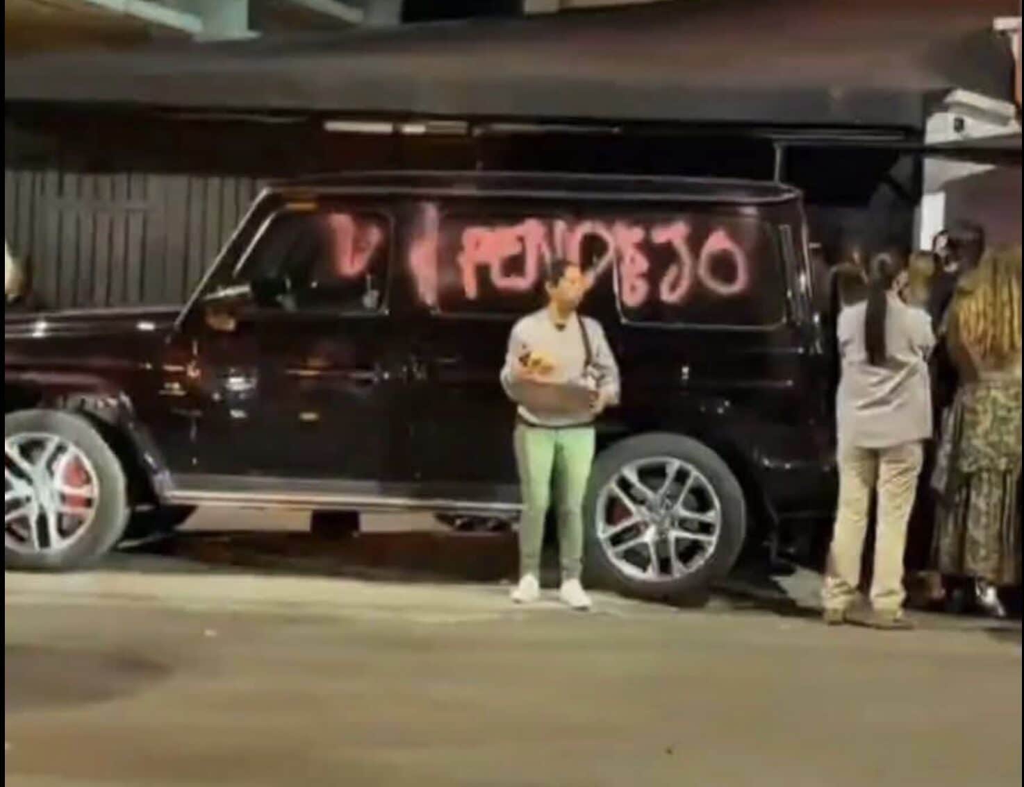Vandalizan camioneta de lujo en Polanco tras presunta infidelidad en exclusivo antro