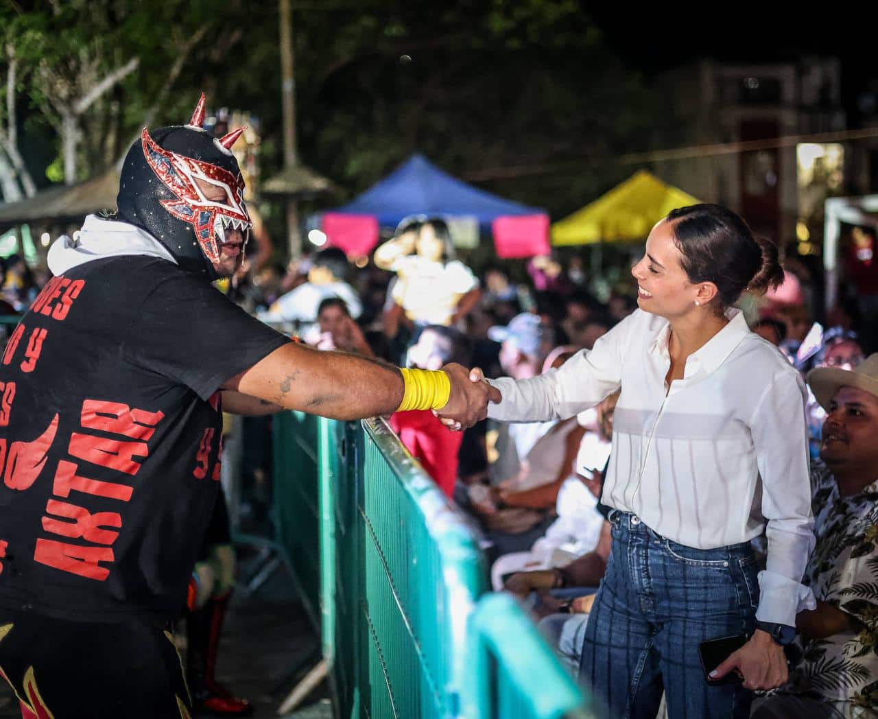 Masificación de la lucha libre en Cancún fortalece la cohesión social