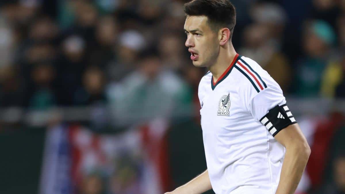 César Montes rescata al Lokomotiv y mantiene racha goleadora en Rusia