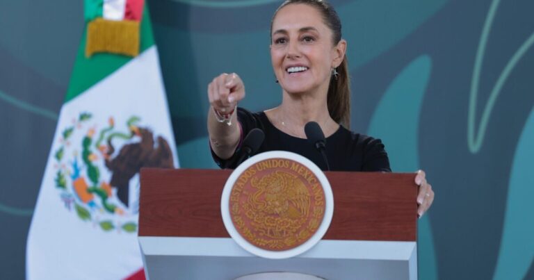Sheinbaum exige renuncias inmediatas a aspirantes para blindar las elecciones 2027