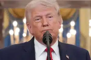 Reestructuración militar de Trump redefine la seguridad y cohesión de la OTAN 2 conflicto estrecho ormuz trump iran 2026