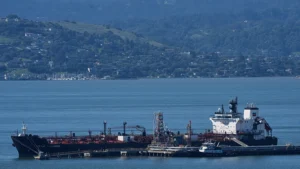 Bloqueo naval de Estados Unidos asfixia el comercio petrolero de Irán 1 crisis petroleo mercados fed 2026