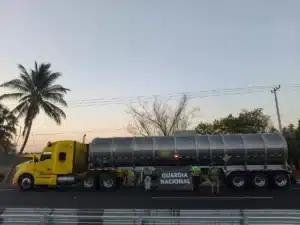 Frenan tráfico de 45,000 litros de gasolina ilícita en el corredor Colima-Jalisco