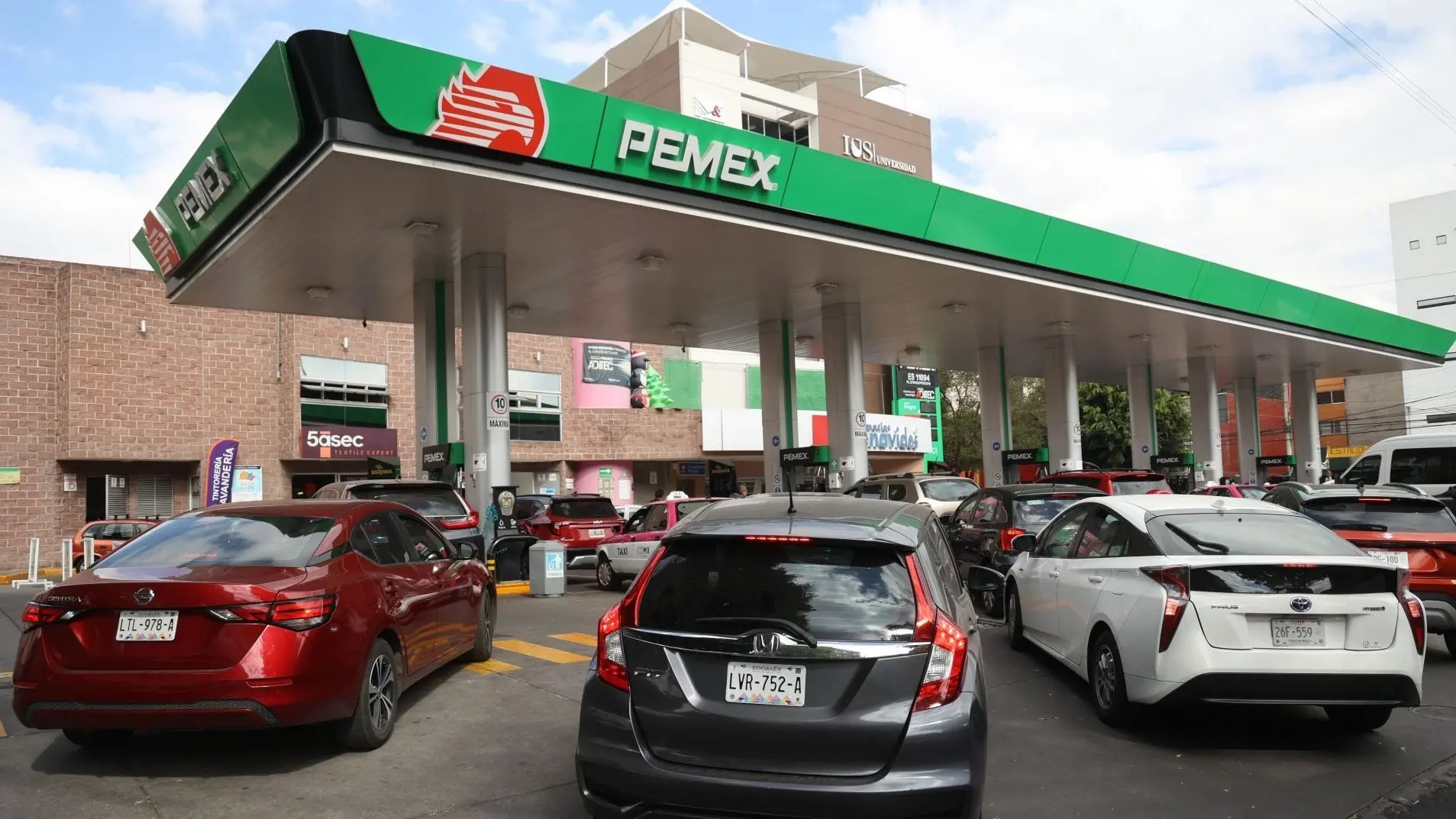 México blinda economía con estímulo histórico al diésel y la gasolina