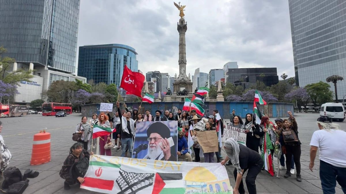Mexicanos exigen soberanía y paz frente a la Embajada de Irán