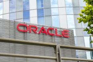 Oracle sacrifica 30 mil puestos de trabajo para liderar la carrera de IA