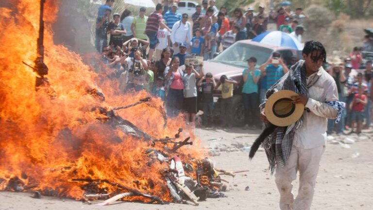 Hermosillo purifica la tradición yaqui con la quema de 500 máscaras