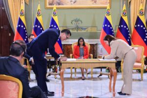 Venezuela y Estados Unidos pactan alianzas estratégicas en gas y petróleo