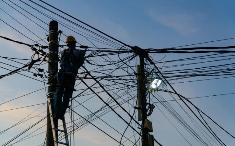 Usuario reporta falla eléctrica de la CFE en Quintana Roo desde la app CFE Contigo