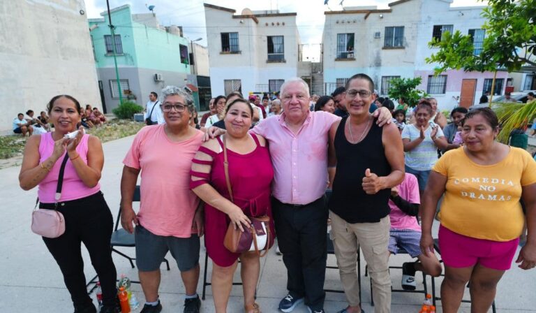 Rafa Marín lleva a Jacinto Pat y Villas Otoch su cruzada morenista contra la desinformación