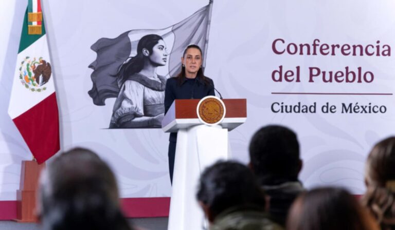 Sheinbaum aterriza en Quintana Roo escrituras en Playa, vivienda en Cancún y una conferencia sobre sargazo