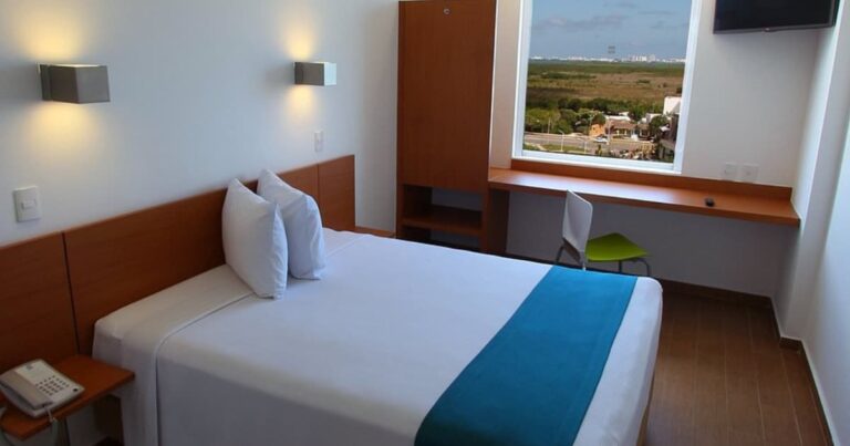 Hoteles del centro de Cancún contraatacan a Airbnb: piden regulación, más conectividad y turismo cultural